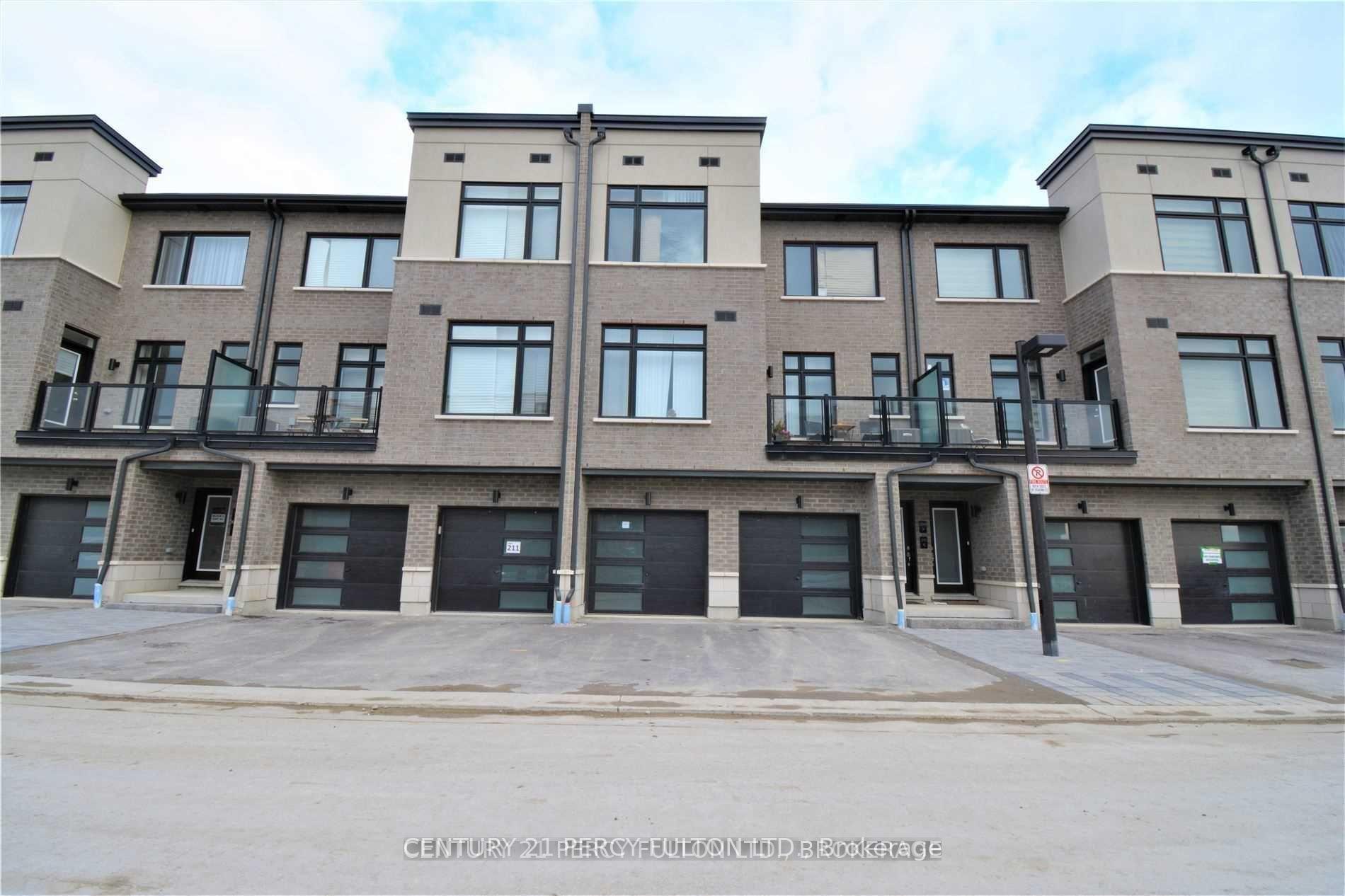 Photo 1 of Unit 105, 2550 Castlegate Crossing Drive, Pickering, Duffin Heights — HOMEH