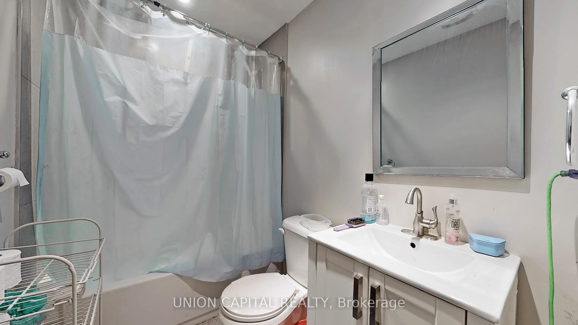 Photo 18 of 735 Tennyson Avenue, Oshawa, Donevan — HOMEH