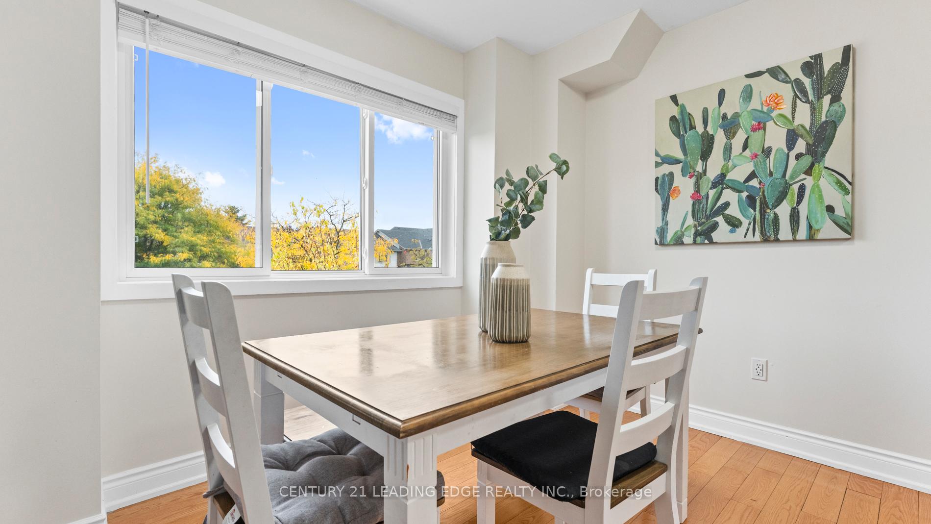 Photo 14 of 330 Sparrow Circle, Pickering, Highbush — HOMEH