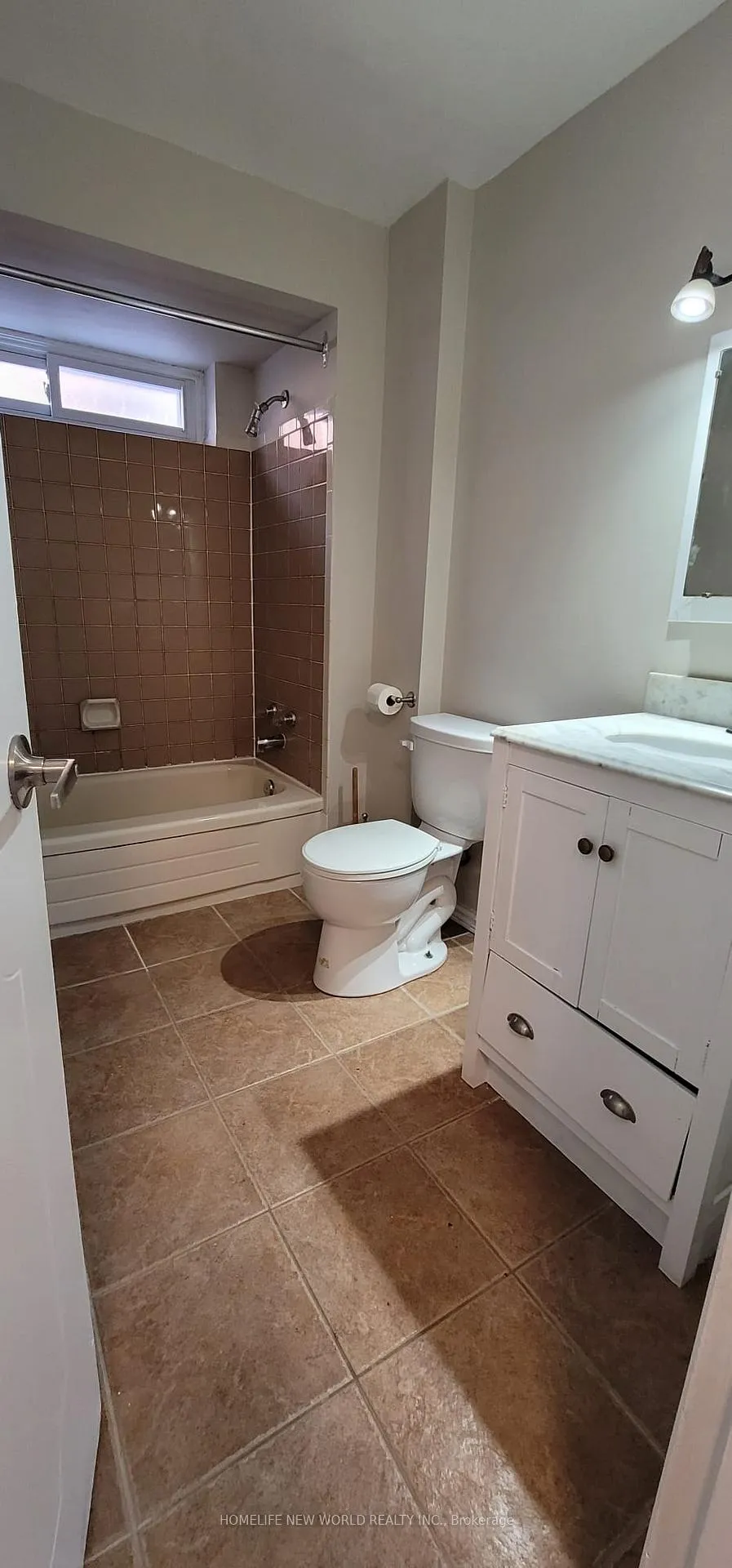 Photo 14 of 832 Reytan Boulevard, Pickering, Bay Ridges — HOMEH