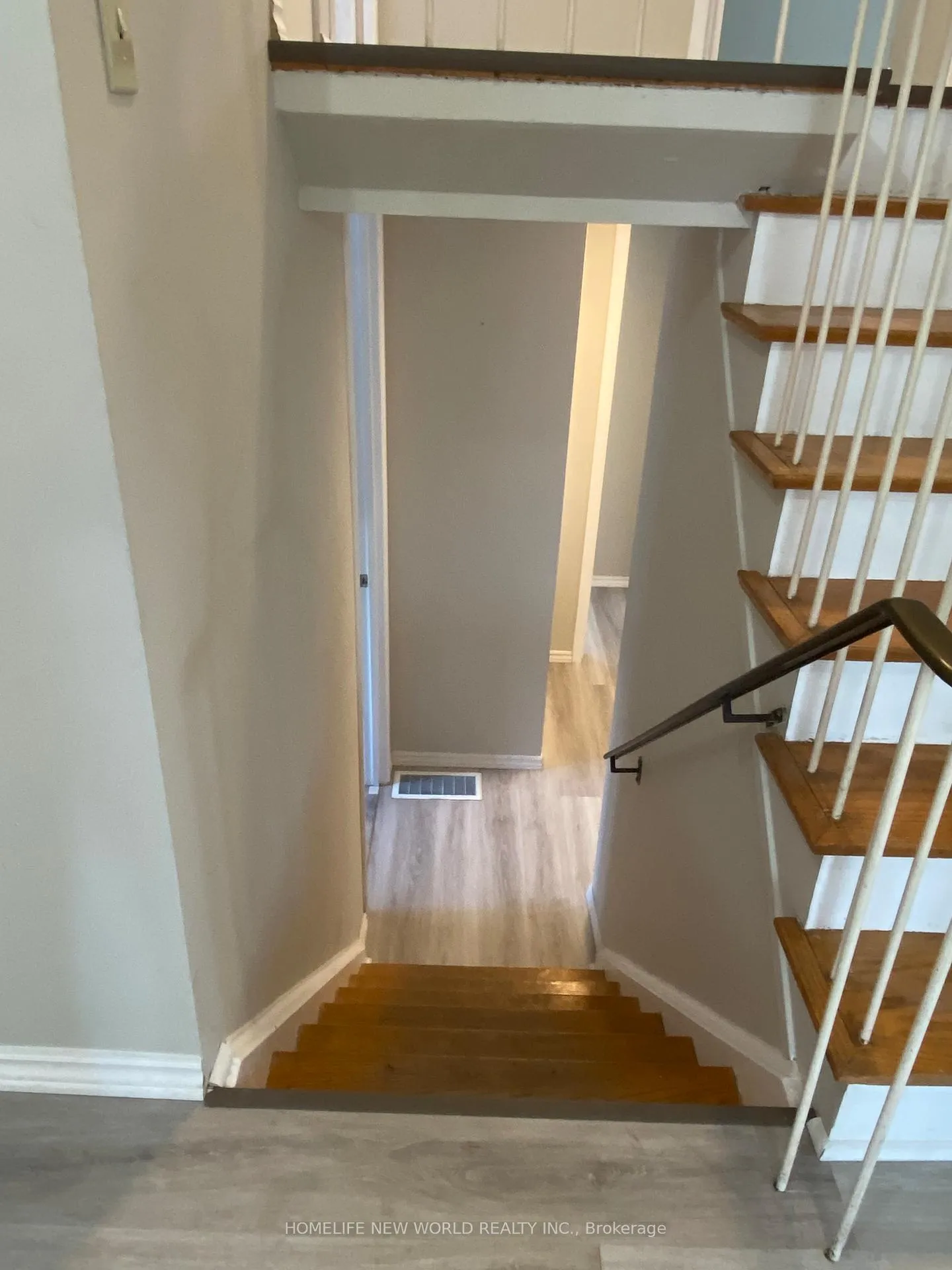 Photo 19 of 832 Reytan Boulevard, Pickering, Bay Ridges — HOMEH