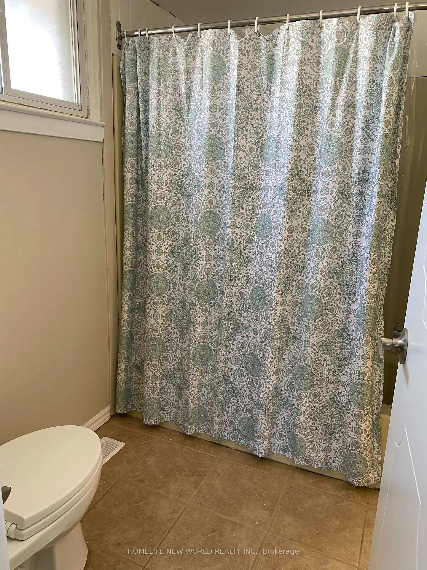 Photo 30 of 832 Reytan Boulevard, Pickering, Bay Ridges — HOMEH