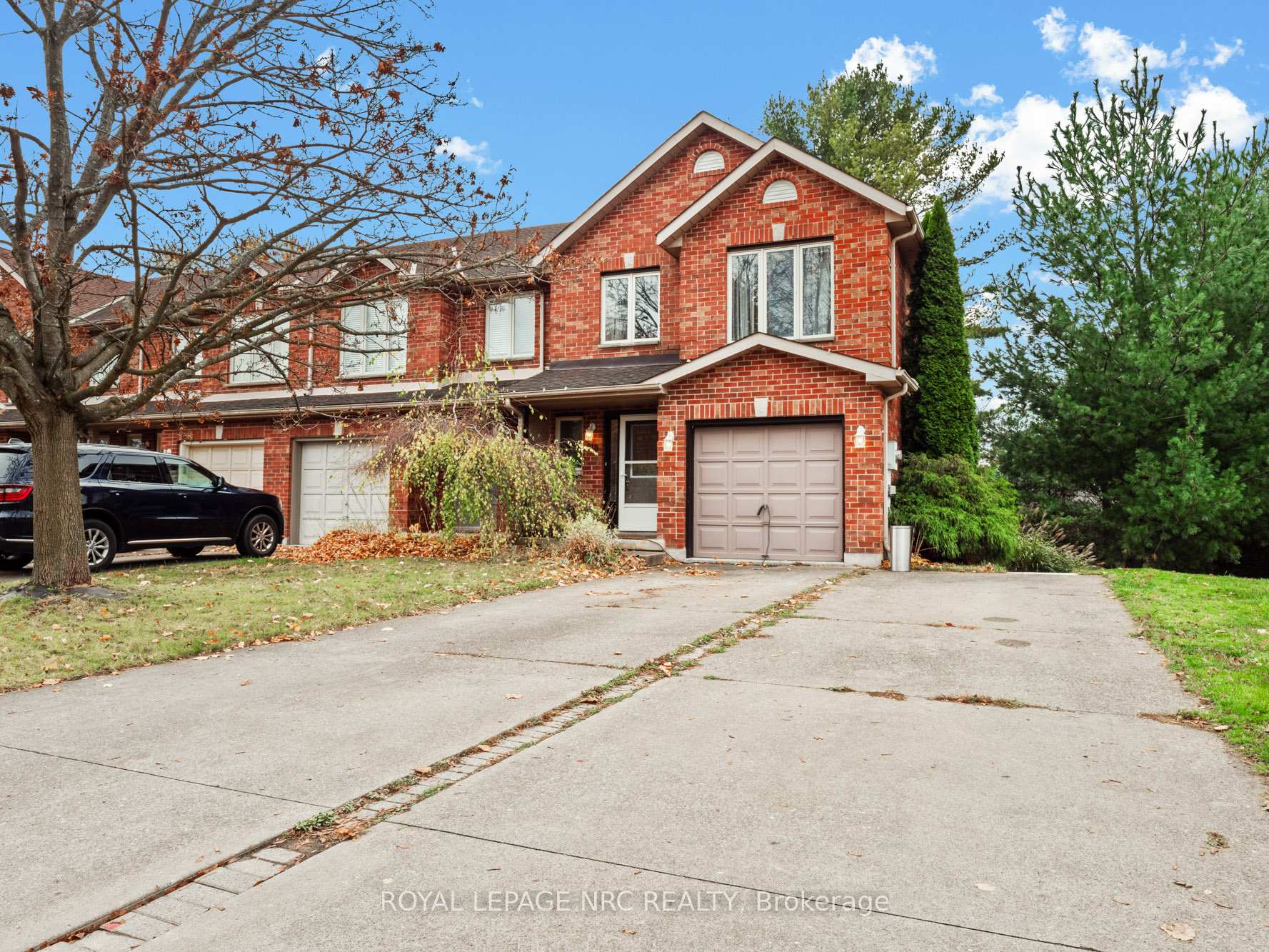 Photo 2 of 210 Lawrence Lane, Pelham, Fonthill — HOMEH