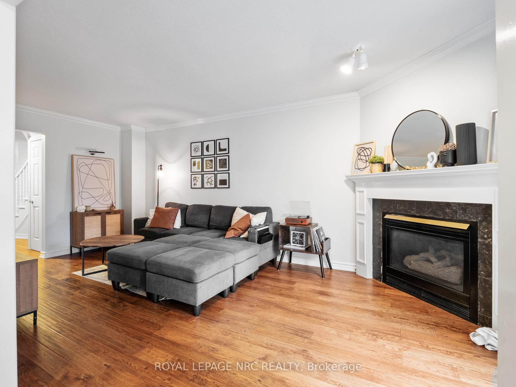 Photo 14 of 210 Lawrence Lane, Pelham, Fonthill — HOMEH