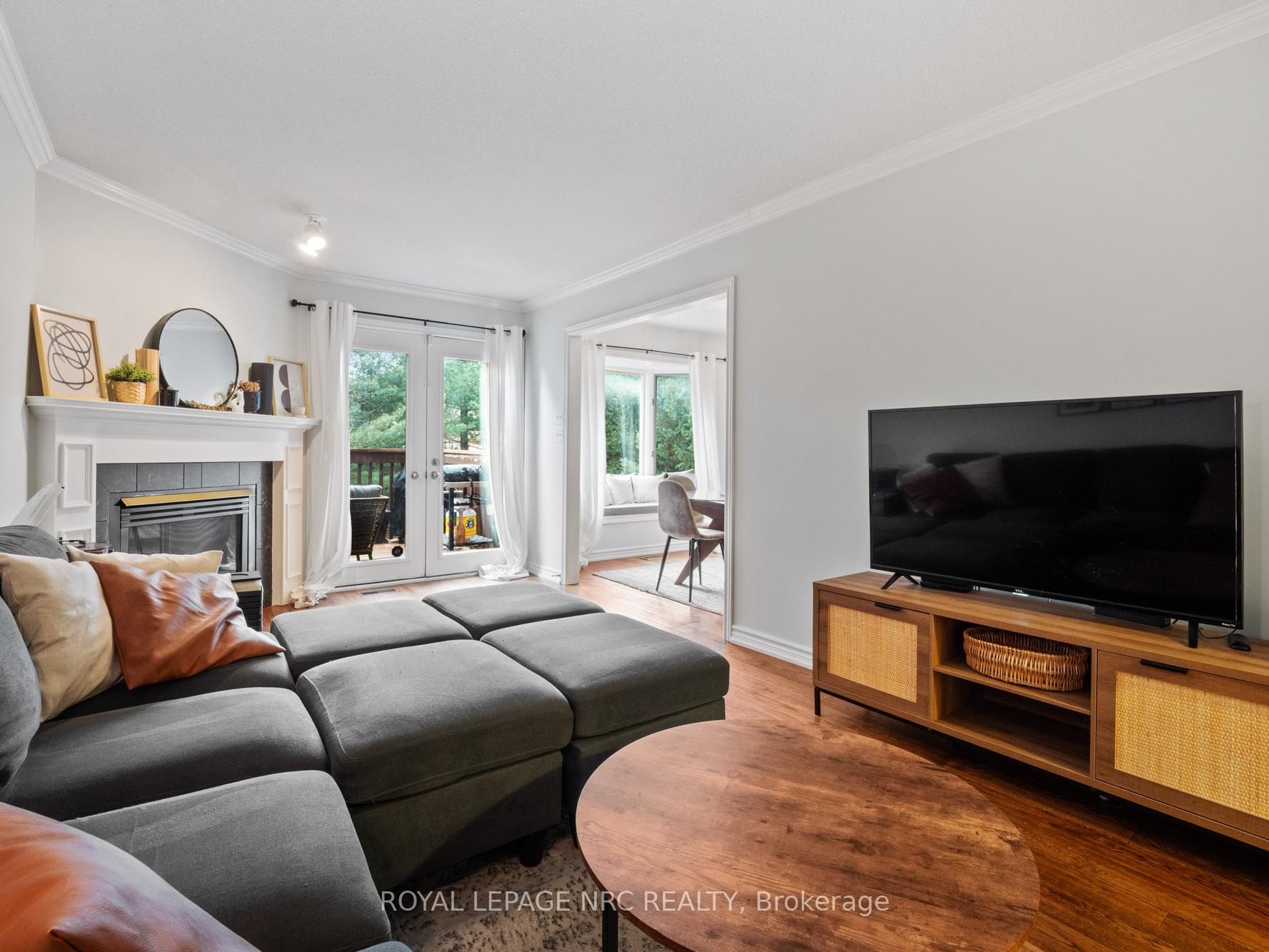 Photo 15 of 210 Lawrence Lane, Pelham, Fonthill — HOMEH