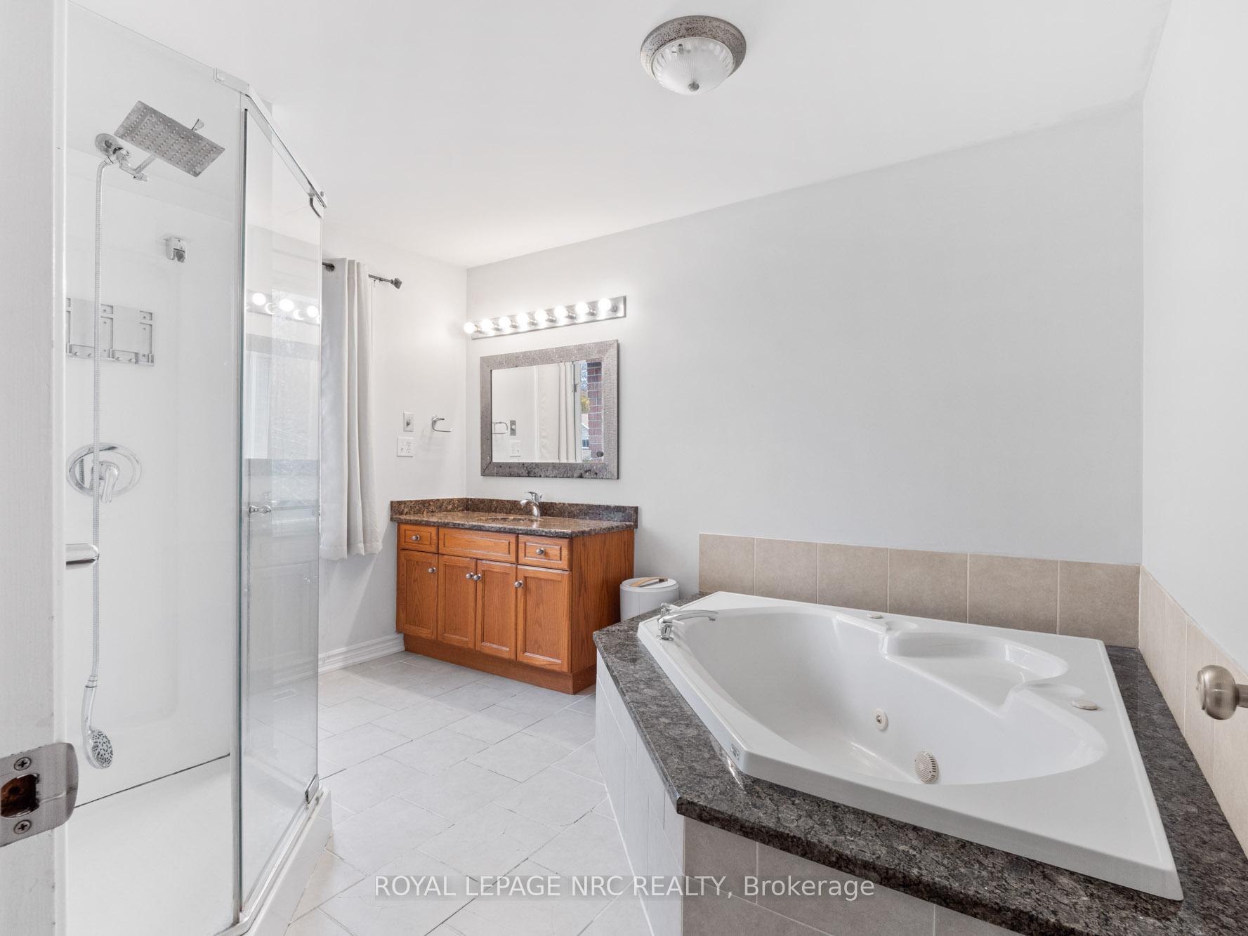 Photo 23 of 210 Lawrence Lane, Pelham, Fonthill — HOMEH