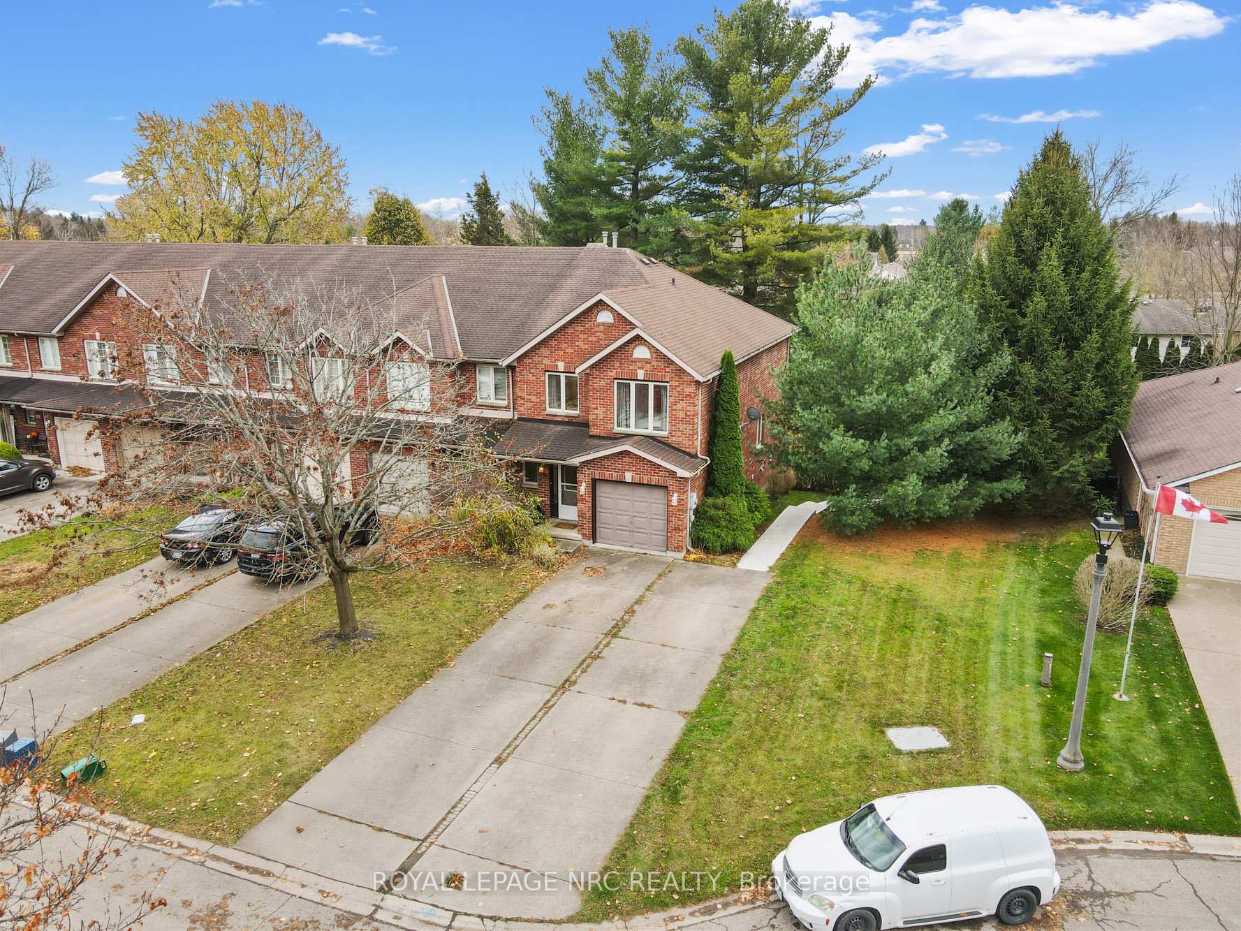 Photo 38 of 210 Lawrence Lane, Pelham, Fonthill — HOMEH