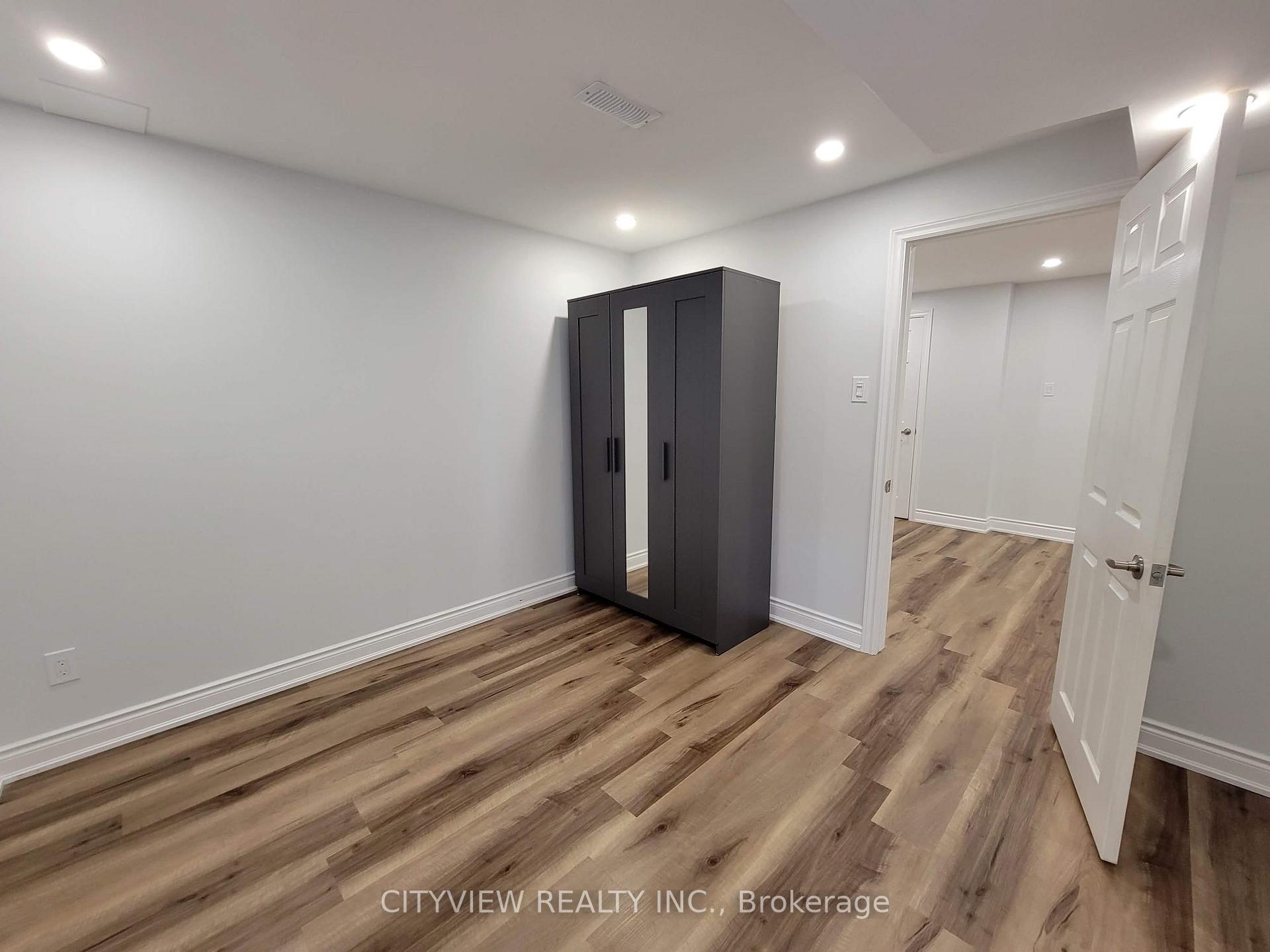 Photo 13 of 1466 Farmstead Drive, Milton, Ford — HOMEH