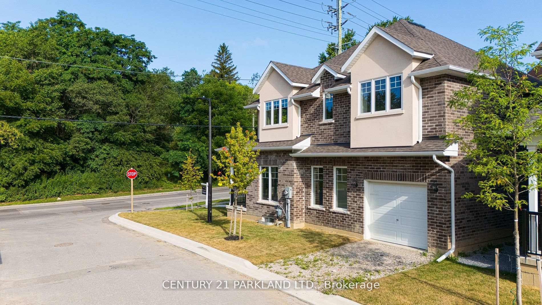 Photo 3 of Unit POTL #2, 1741 Fairport Road, Pickering, Dunbarton — HOMEH
