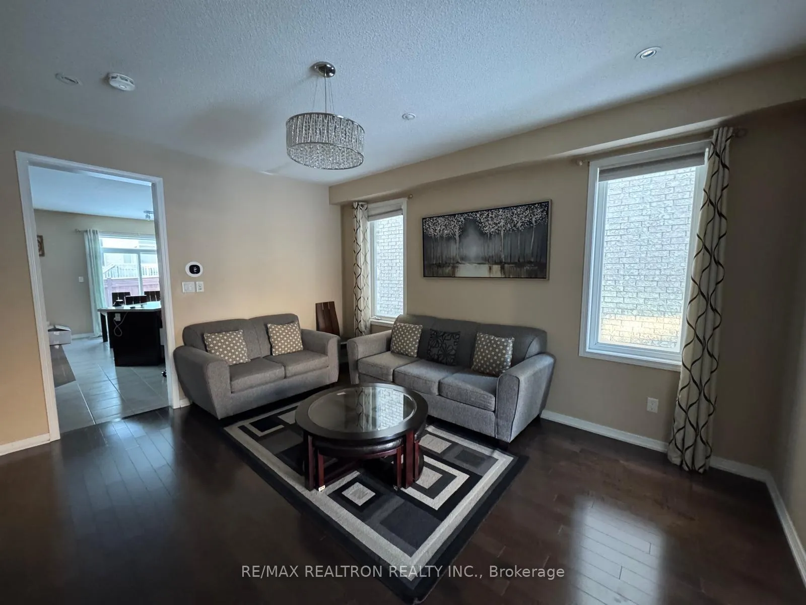 Photo 2 of 1547 Winville Road E, Pickering, Duffin Heights — HOMEH