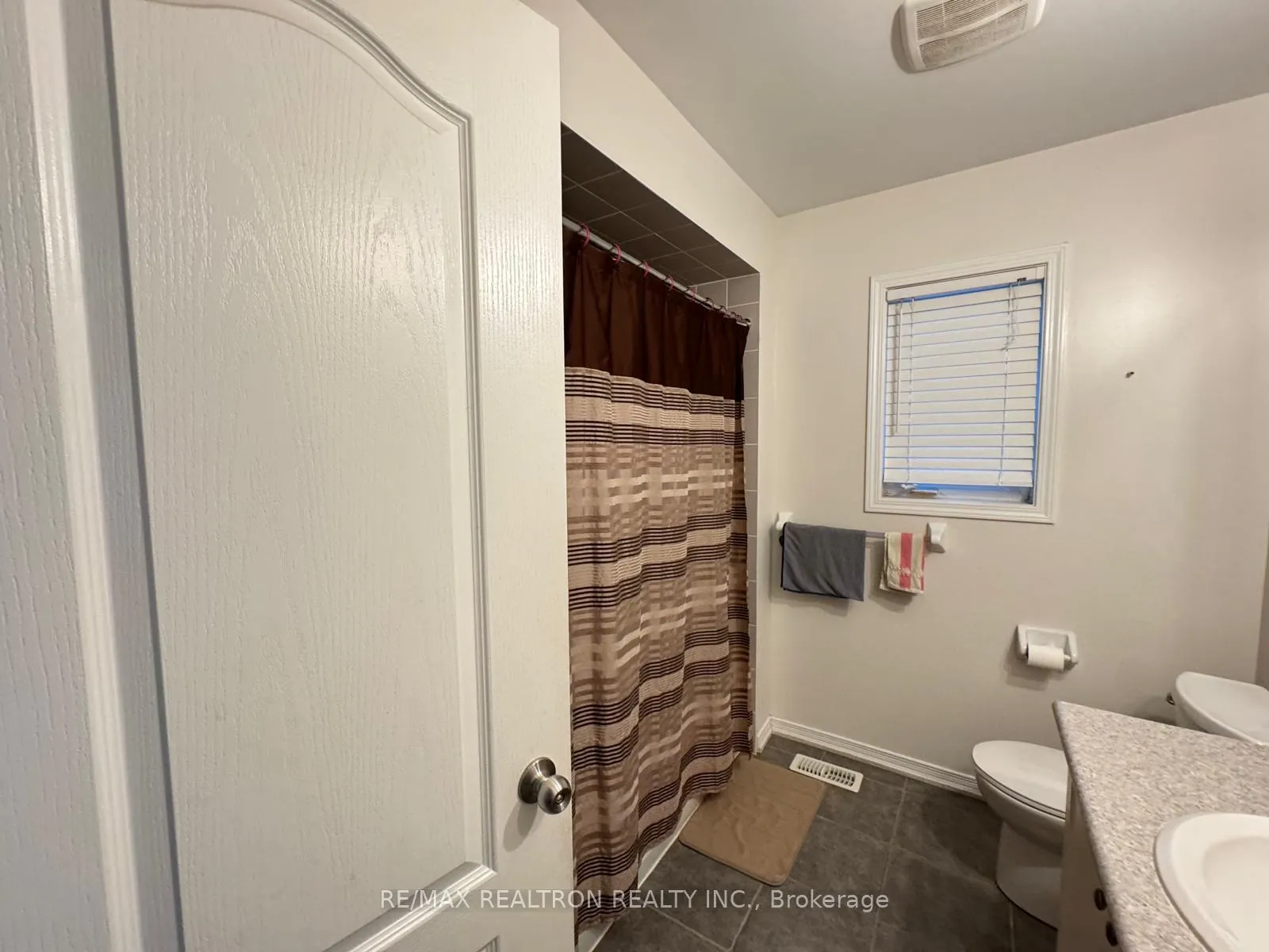 Photo 14 of 1547 Winville Road E, Pickering, Duffin Heights — HOMEH