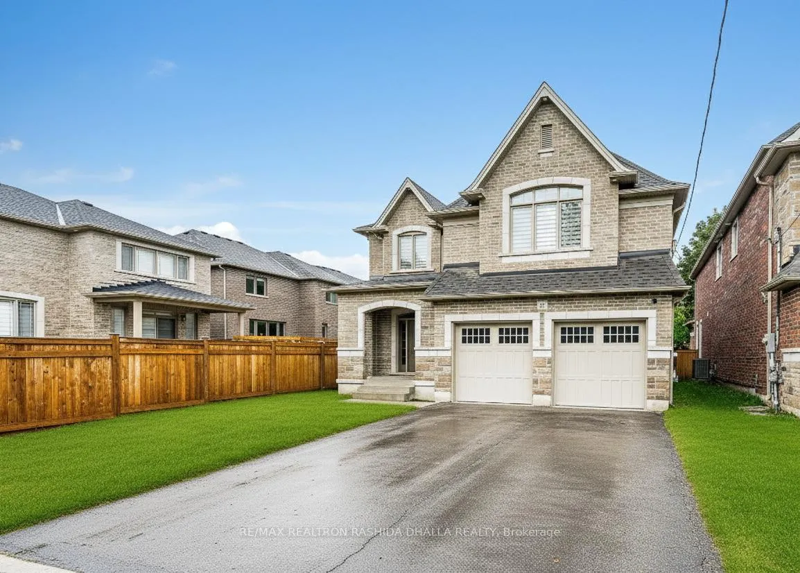 Photo 3 of 773 Adelaide Avenue W, Oshawa, McLaughlin — HOMEH