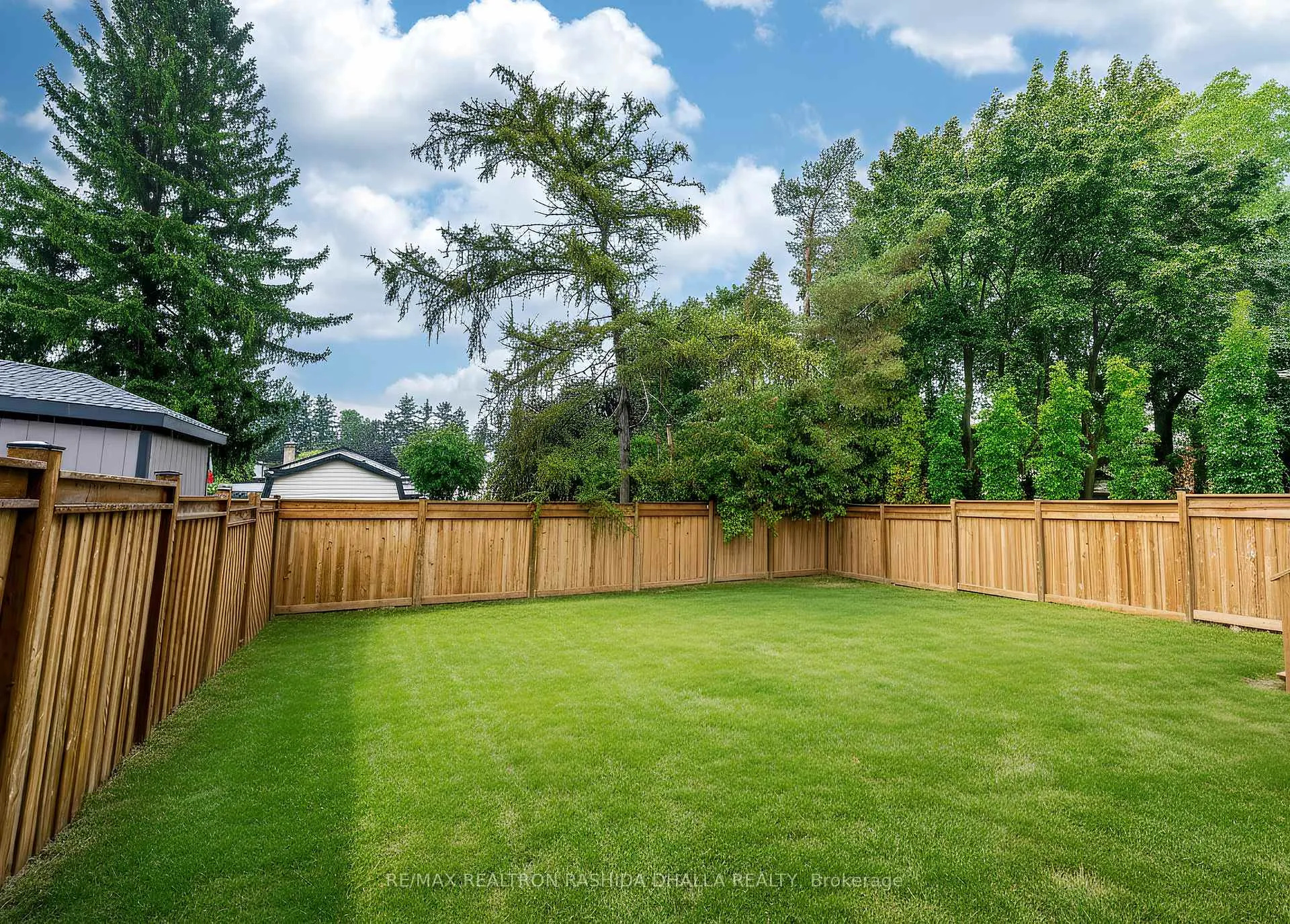 Photo 48 of 773 Adelaide Avenue W, Oshawa, McLaughlin — HOMEH