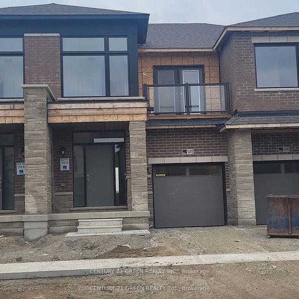 Photo 2 of 1492 Rose Way, Milton, Cobban — HOMEH