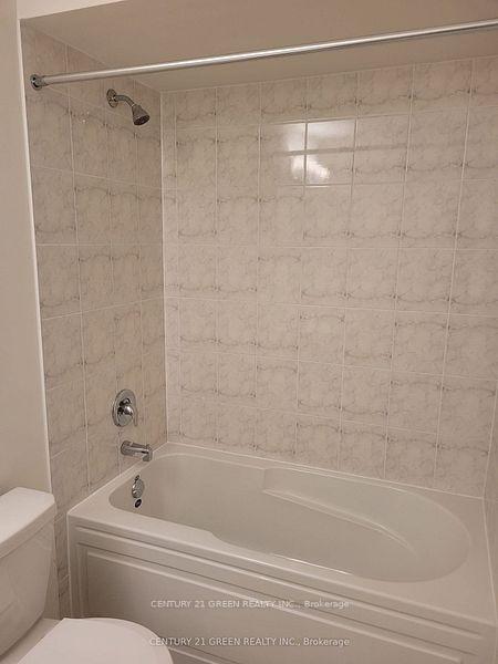 Photo 18 of 1492 Rose Way, Milton, Cobban — HOMEH