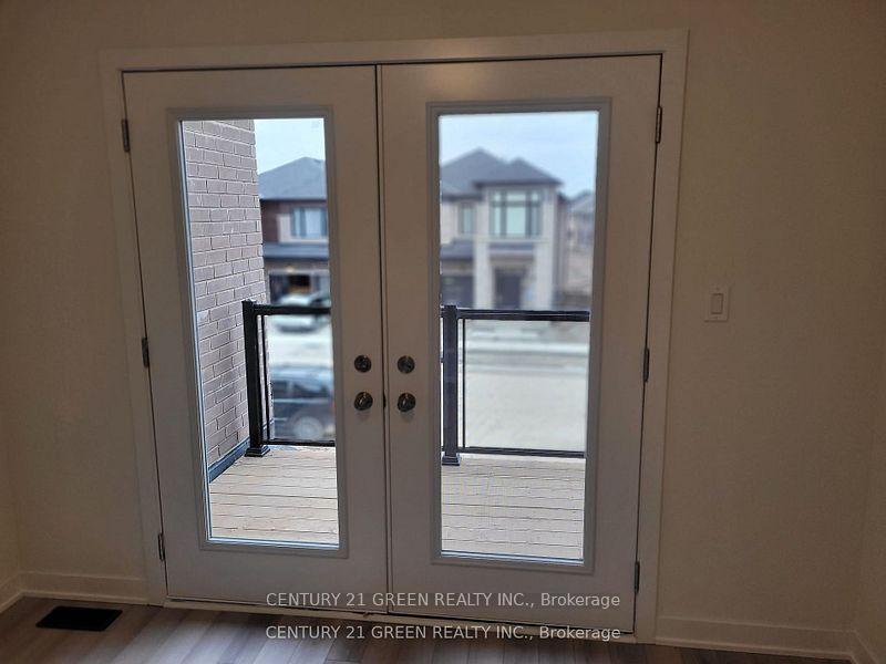 Photo 19 of 1492 Rose Way, Milton, Cobban — HOMEH