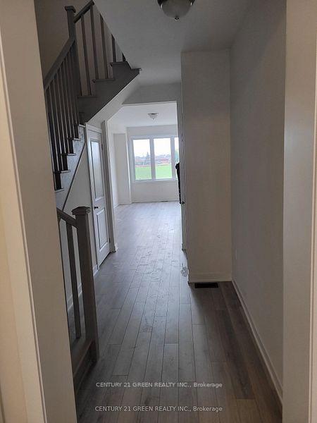 Photo 27 of 1492 Rose Way, Milton, Cobban — HOMEH