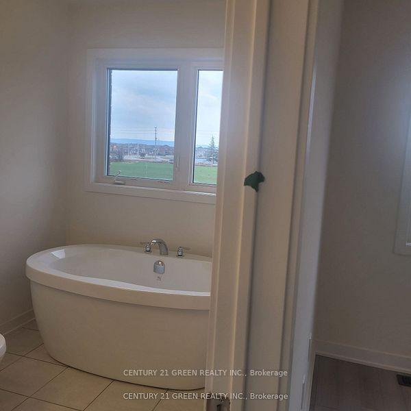Photo 30 of 1492 Rose Way, Milton, Cobban — HOMEH