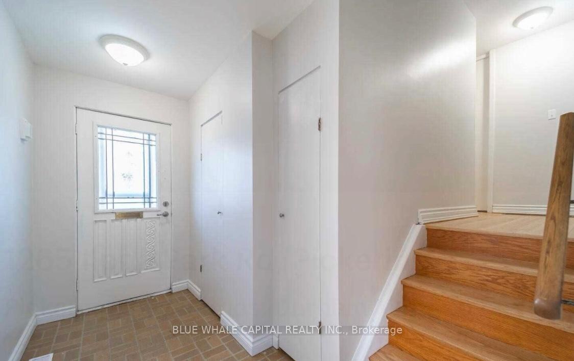 Photo 3 of 1265 Ilona Park Road, Pickering, Bay Ridges — HOMEH