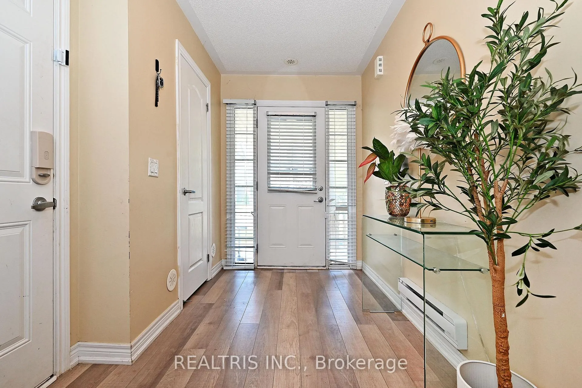 Photo 8 of 85 Tabaret Crescent, Oshawa, Windfields — HOMEH