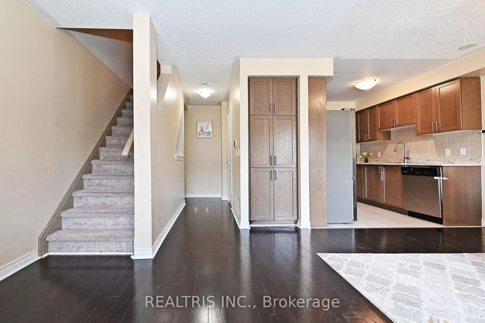 Photo 11 of 85 Tabaret Crescent, Oshawa, Windfields — HOMEH