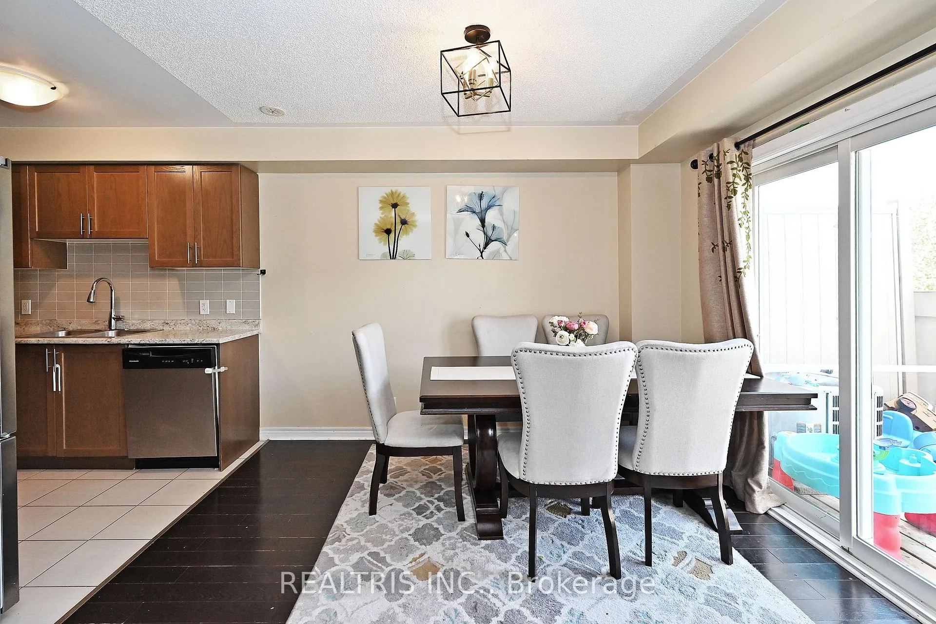 Photo 20 of 85 Tabaret Crescent, Oshawa, Windfields — HOMEH