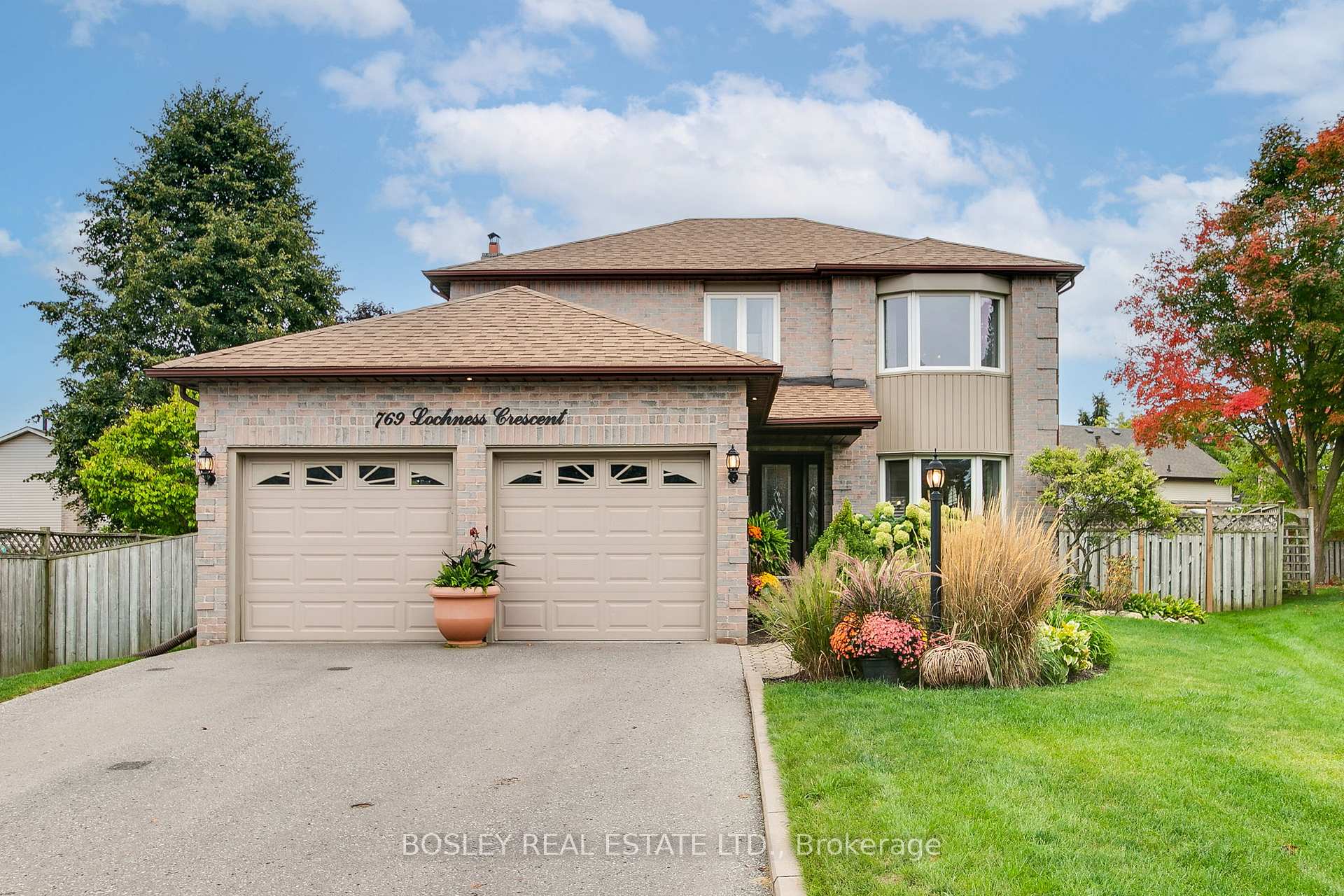 Photo 1 of 769 Lochness Crescent, Oshawa, McLaughlin — HOMEH