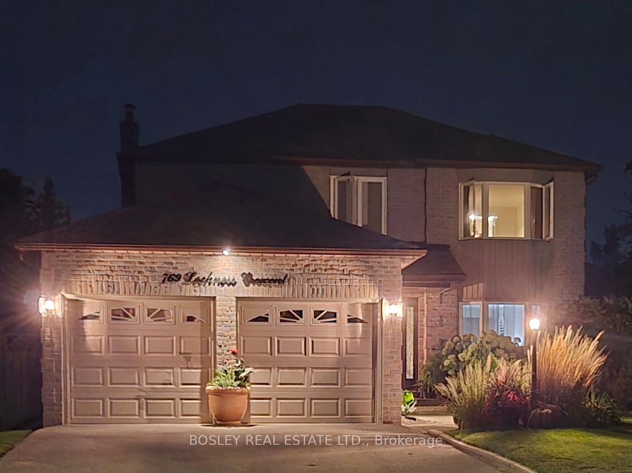 Photo 3 of 769 Lochness Crescent, Oshawa, McLaughlin — HOMEH