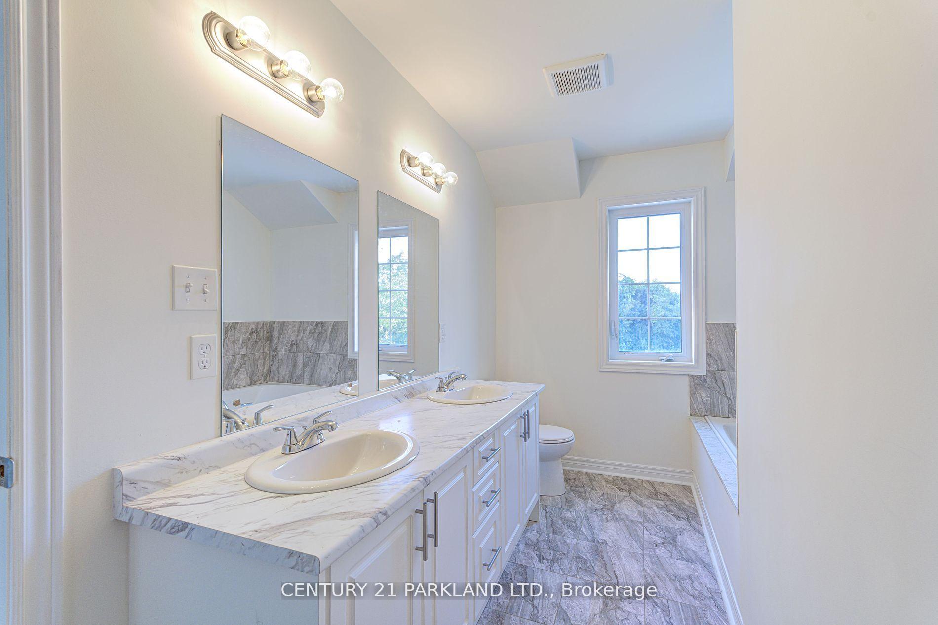 Photo 10 of Unit POTL #4, 1741 Fairport Road, Pickering, Dunbarton — HOMEH
