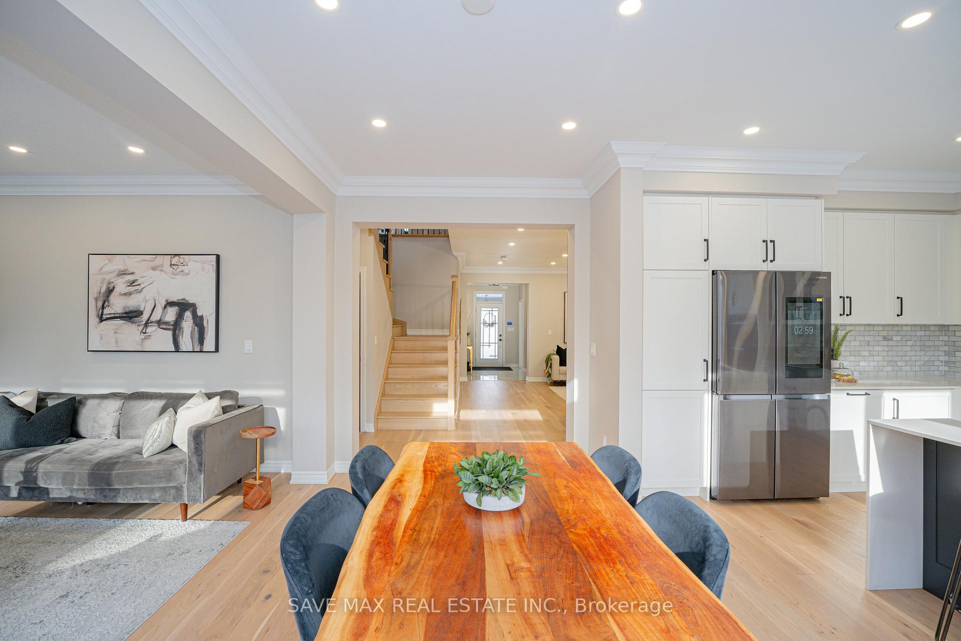 Photo 19 of 449 Thornborrow Court, Milton, Walker — HOMEH