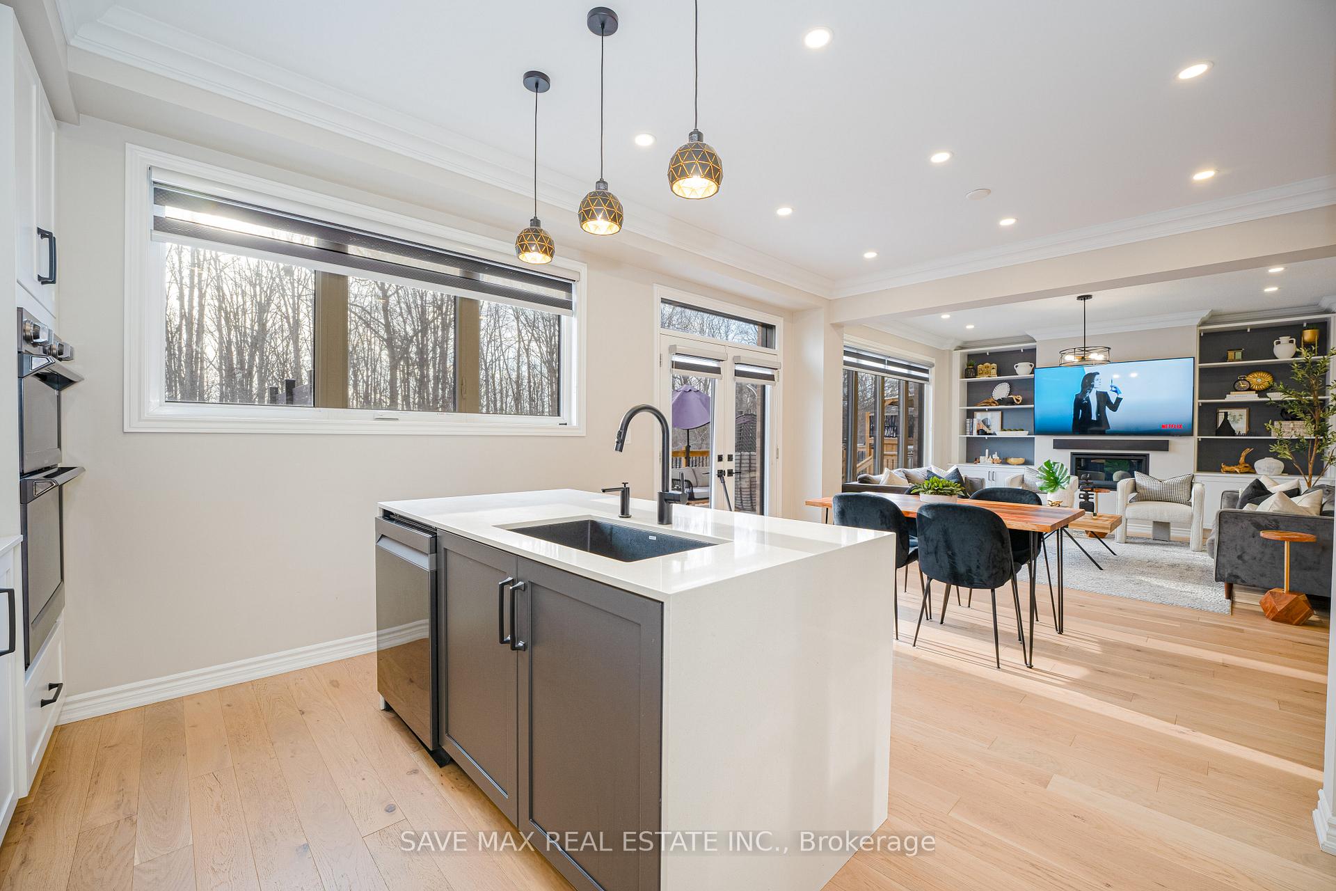 Photo 7 of 449 Thornborrow Court, Milton, Walker — HOMEH