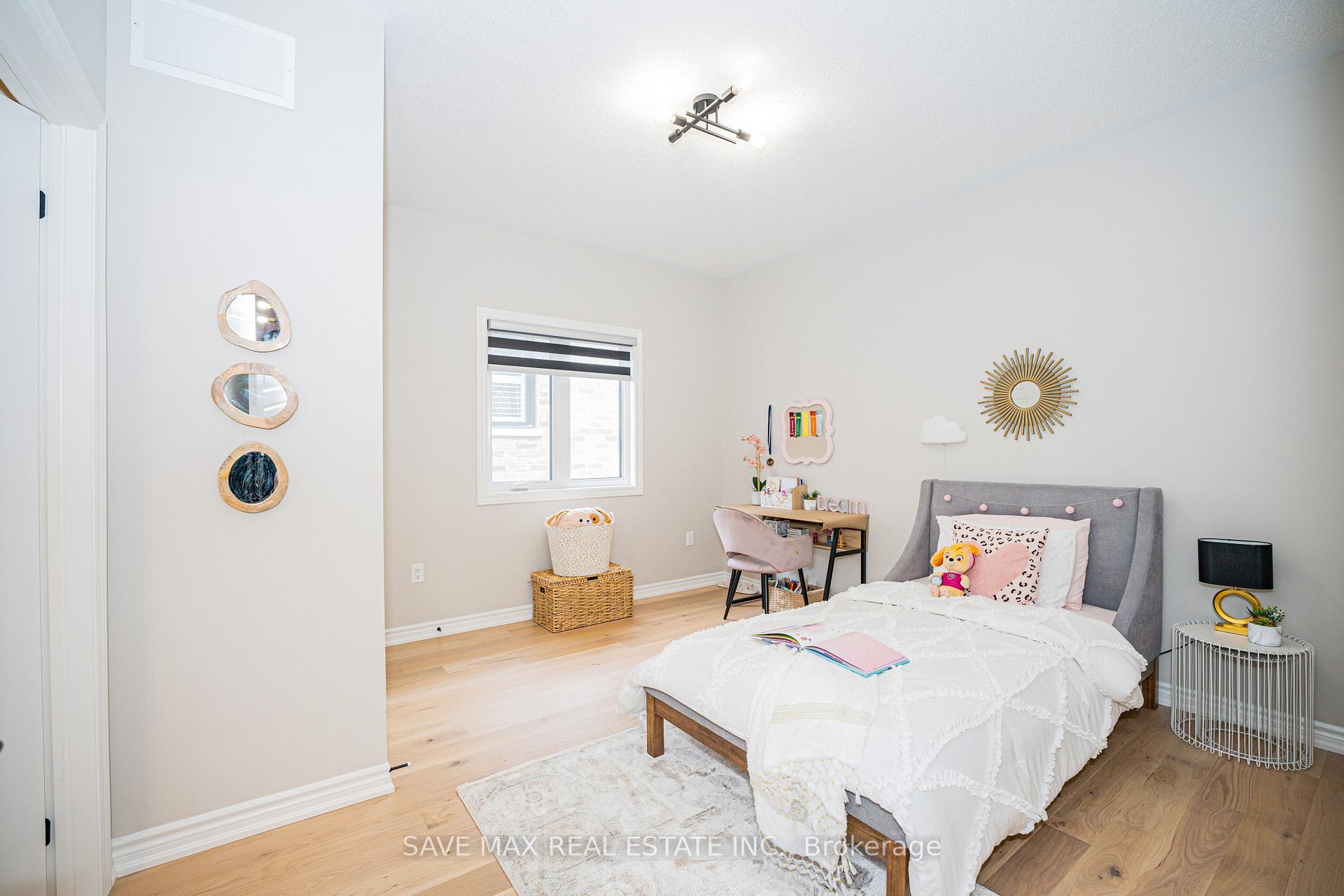 Photo 27 of 449 Thornborrow Court, Milton, Walker — HOMEH