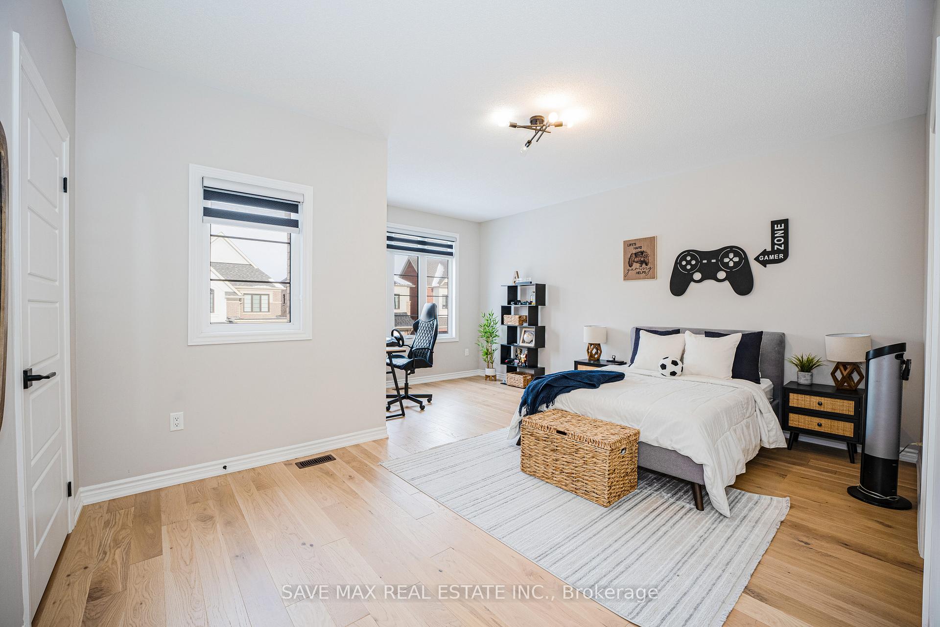 Photo 29 of 449 Thornborrow Court, Milton, Walker — HOMEH