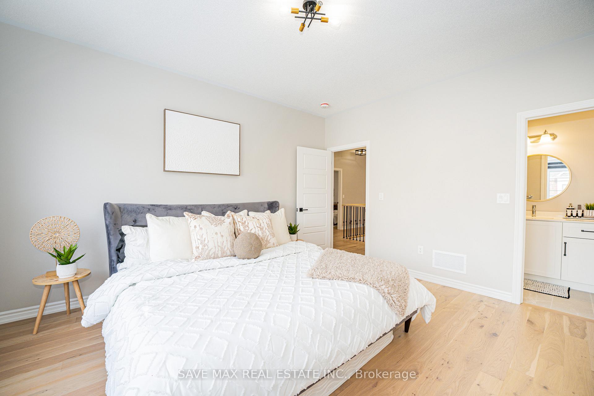 Photo 24 of 449 Thornborrow Court, Milton, Walker — HOMEH