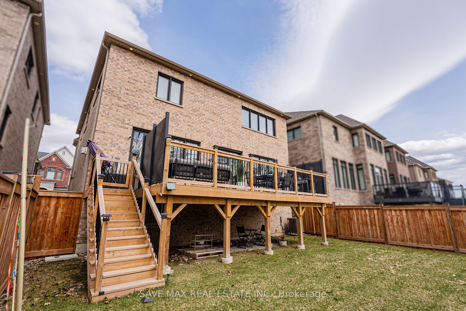 Photo 32 of 449 Thornborrow Court, Milton, Walker — HOMEH