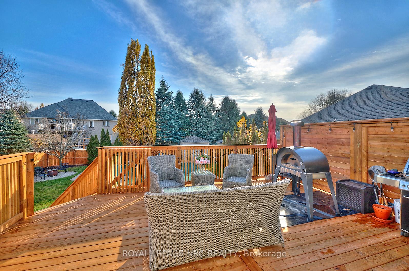 Photo 5 of 54 Sandra Drive, Pelham, Fenwick — HOMEH