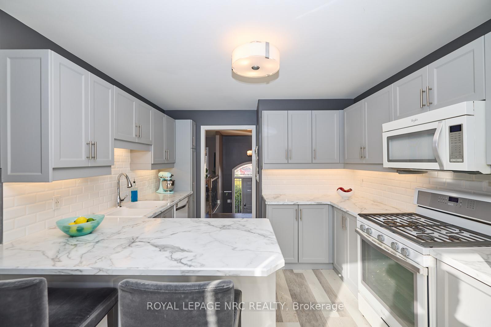 Photo 15 of 54 Sandra Drive, Pelham, Fenwick — HOMEH
