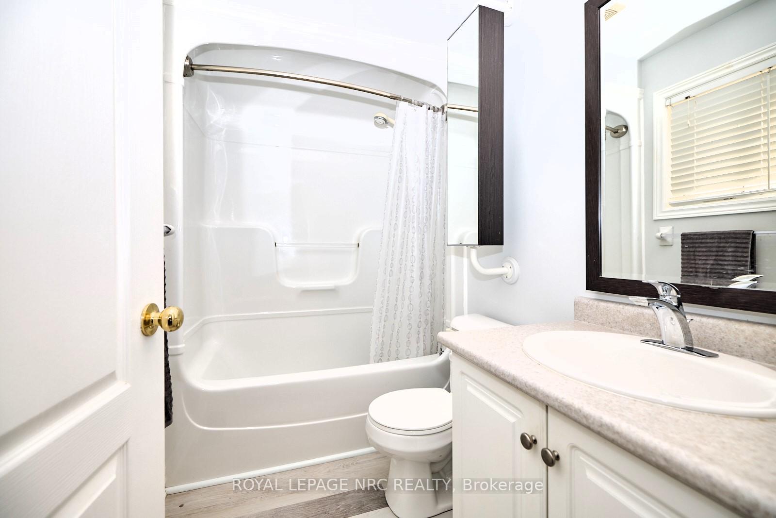 Photo 19 of 54 Sandra Drive, Pelham, Fenwick — HOMEH