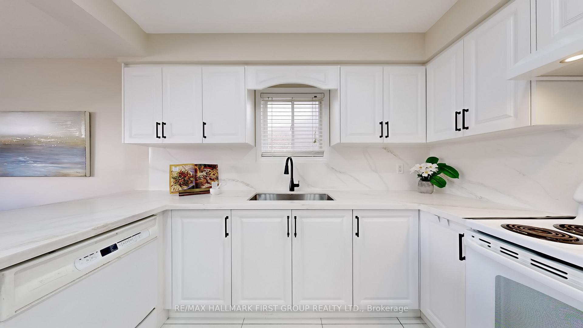 Photo 14 of 1552 Avonmore Square, Pickering, Town Centre — HOMEH