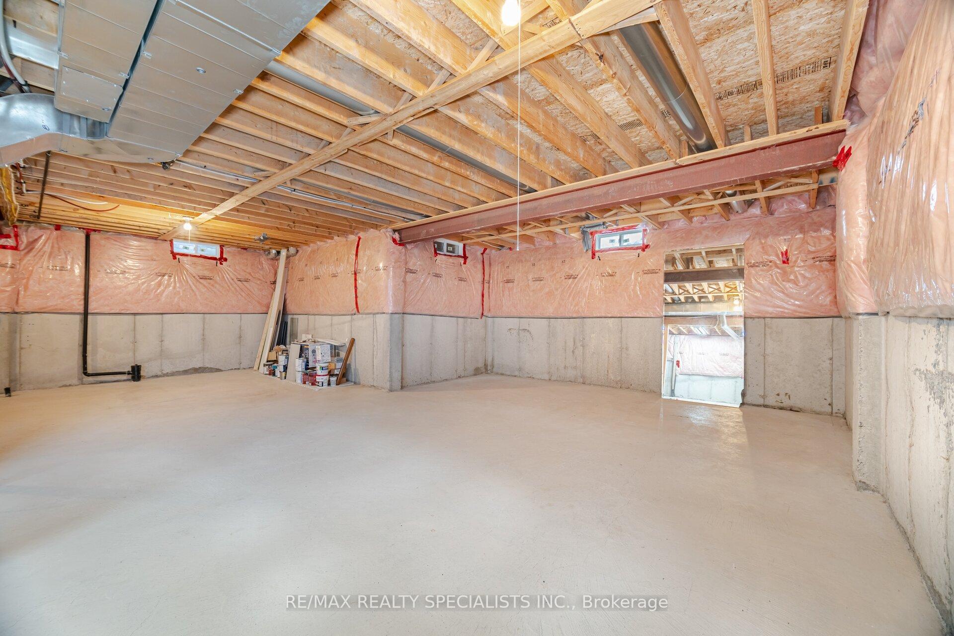 Photo 41 of 981 Kennedy Circle, Milton, Coates — HOMEH
