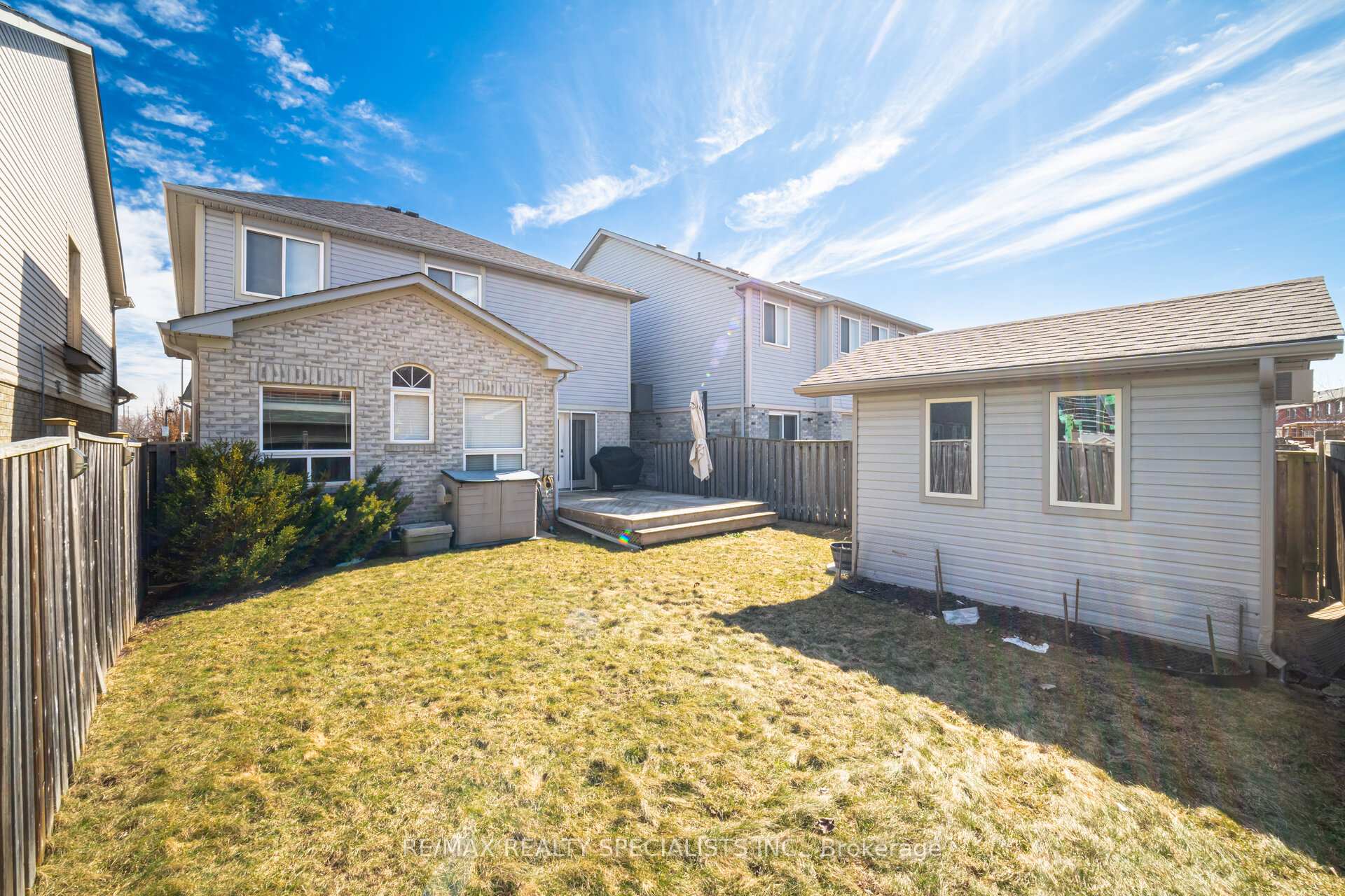 Photo 47 of 981 Kennedy Circle, Milton, Coates — HOMEH