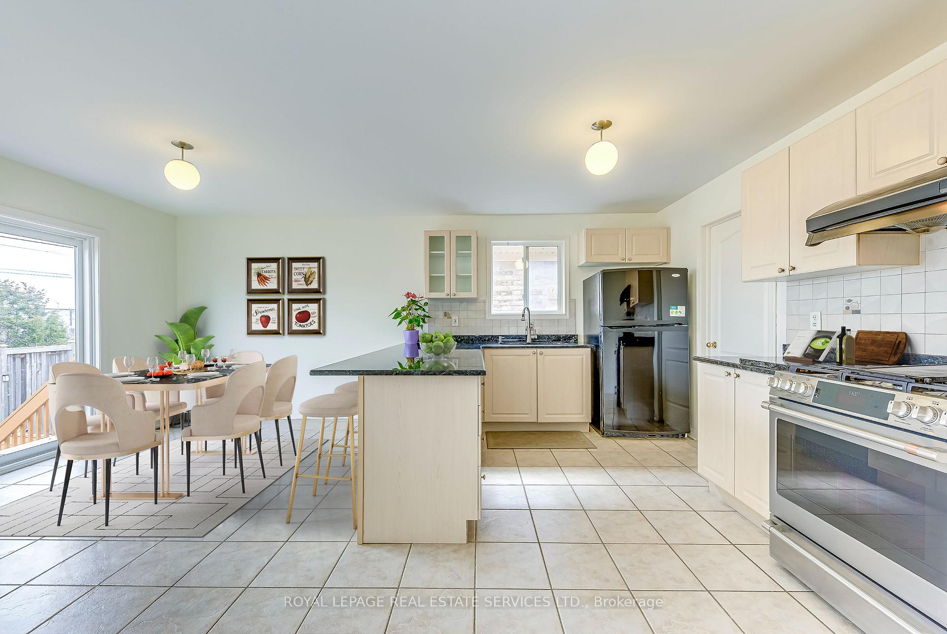 Photo 9 of 1652 Allan Crescent, Milton, Beaty — HOMEH