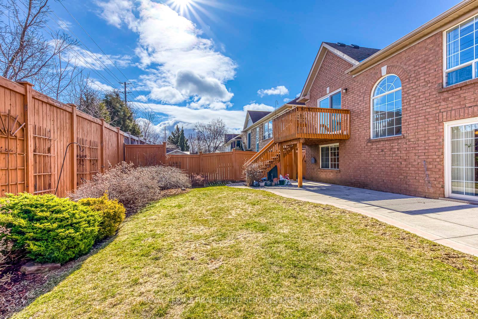 Photo 37 of 1652 Allan Crescent, Milton, Beaty — HOMEH