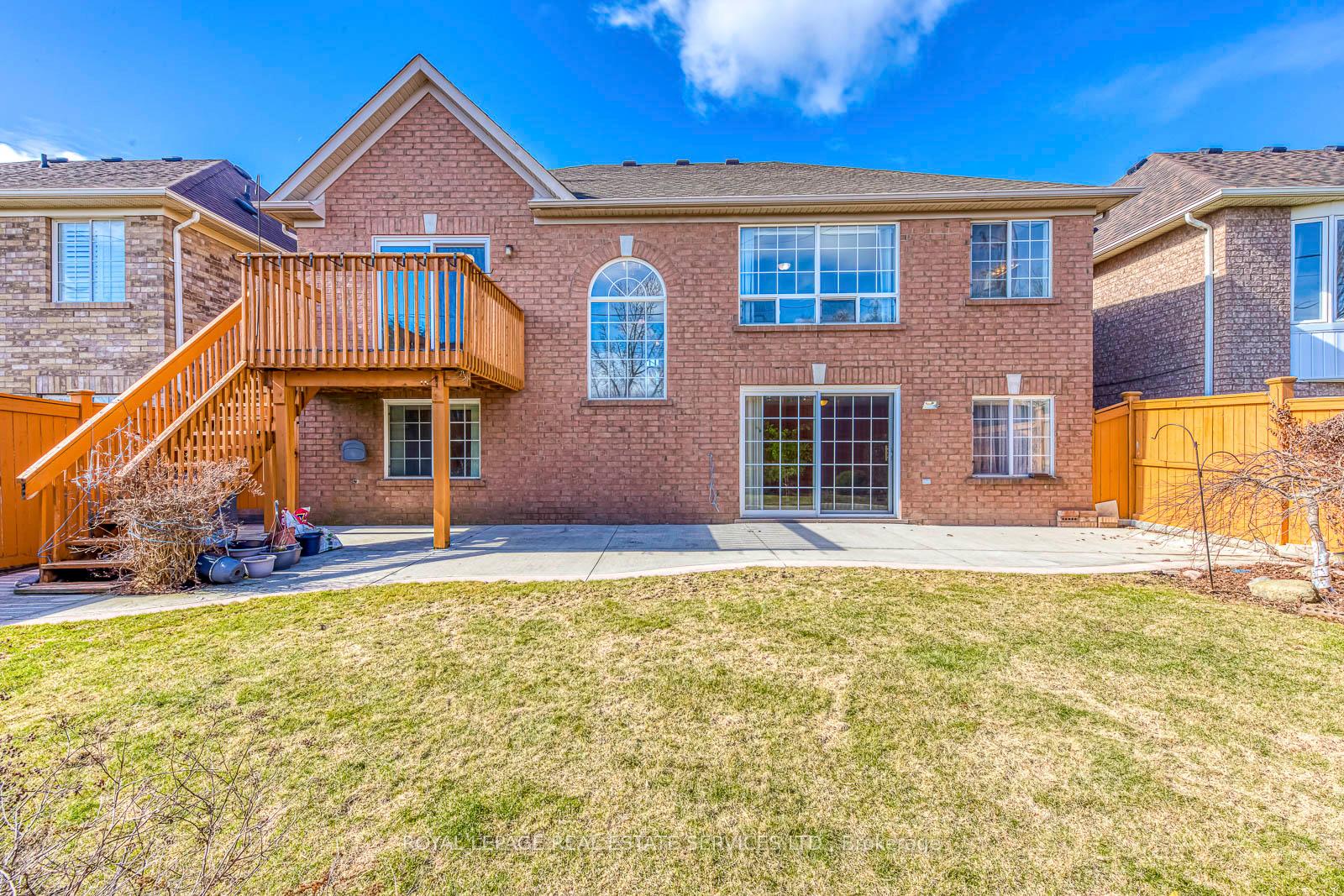 Photo 38 of 1652 Allan Crescent, Milton, Beaty — HOMEH