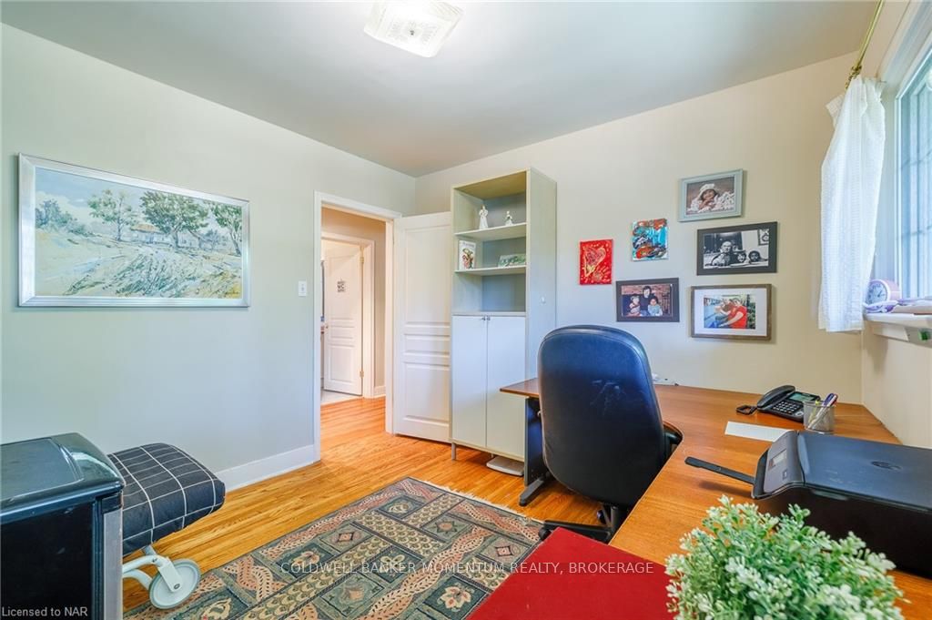 Photo 20 of 18 Alan Cr, Pelham, Fonthill — HOMEH