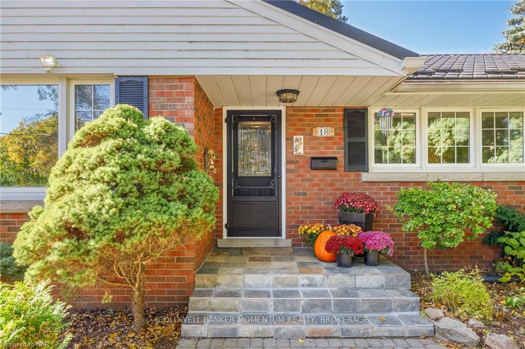 Photo 3 of 18 Alan Cr, Pelham, Fonthill — HOMEH