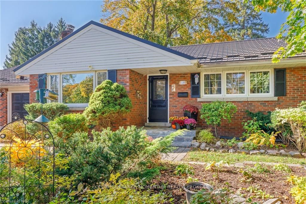 Photo 1 of 18 Alan Cr, Pelham, Fonthill — HOMEH