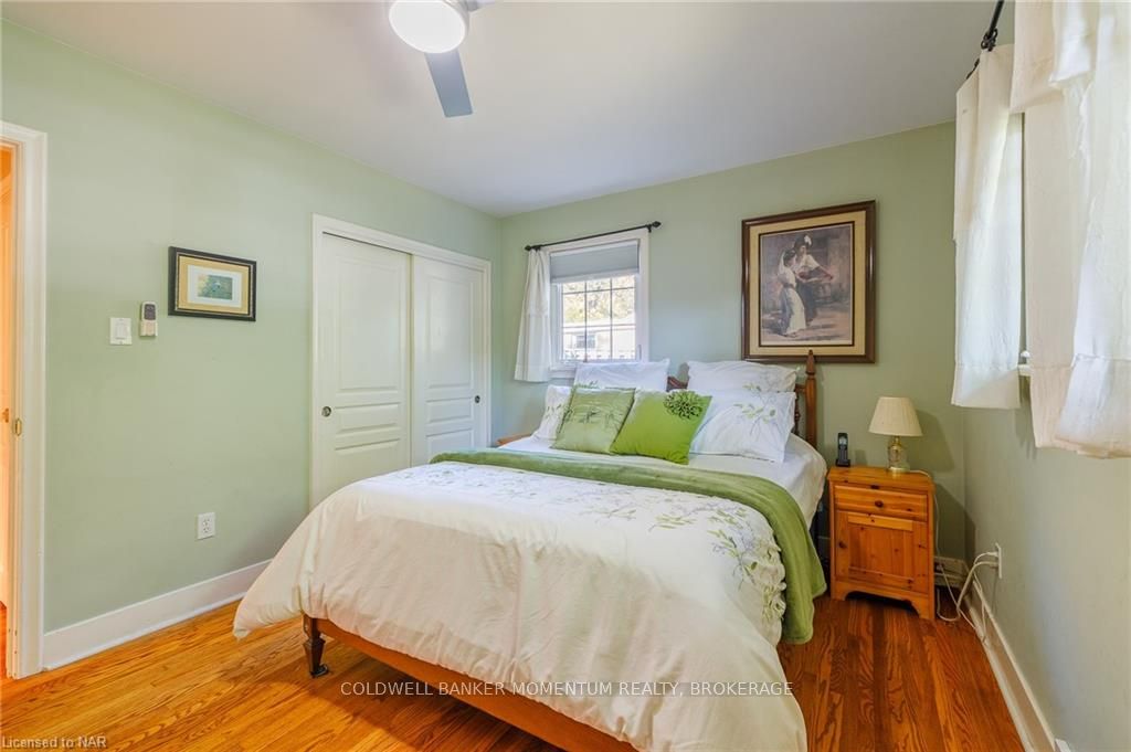 Photo 15 of 18 Alan Cr, Pelham, Fonthill — HOMEH