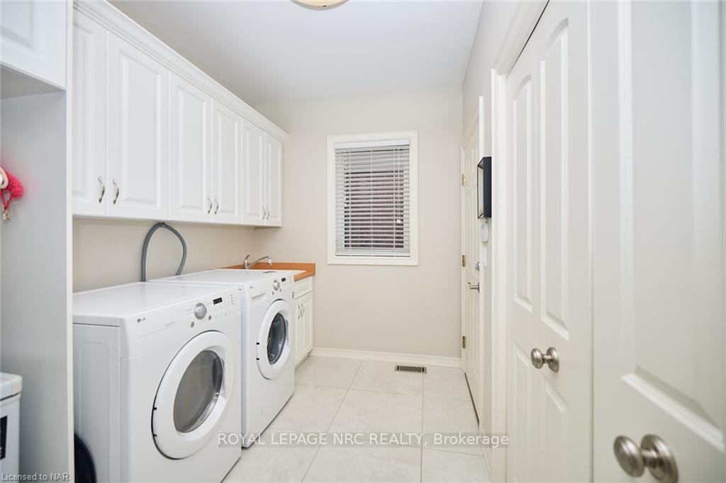 Photo 24 of 56 Timmsdale Crescent, Pelham, Fonthill — HOMEH