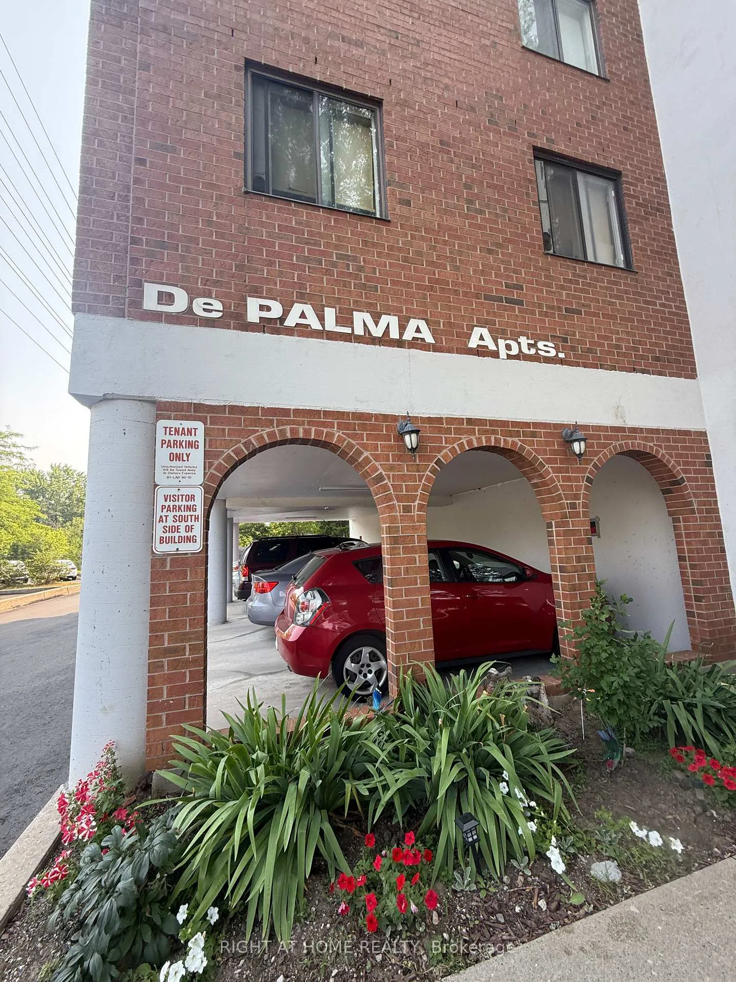 Photo 2 of Unit 708, 855 Wilson Road N, Oshawa, Pinecrest — HOMEH